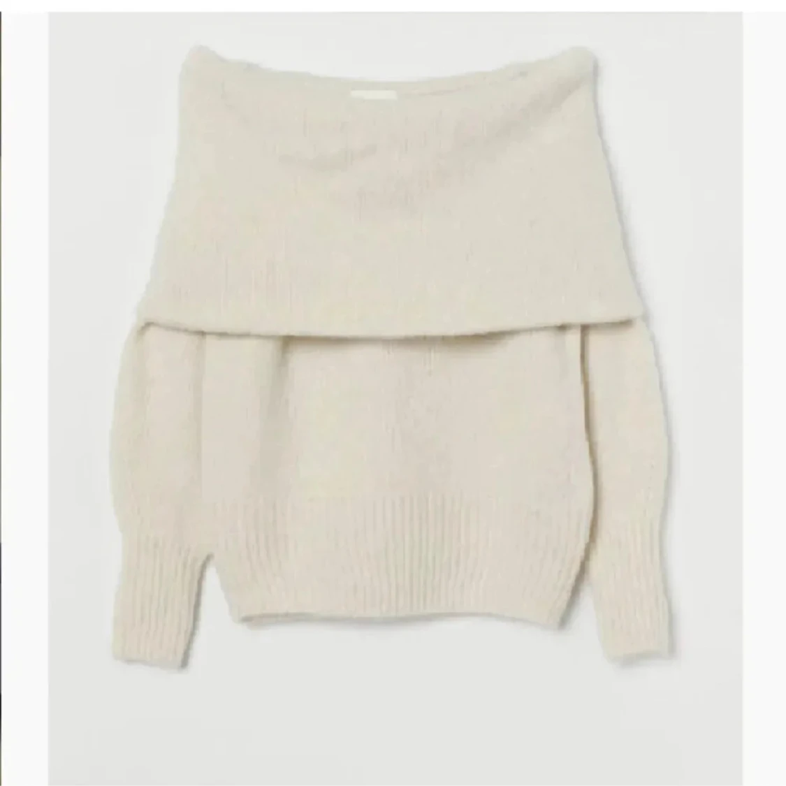 Offshoulder stickad tröja - 90