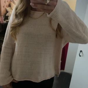 Rosa stickad tröja - Fint skick 