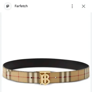 Burberry bälte - Riktigt snyggt burberry bälte säljer den då den är lite för stor på mig. Helt ny har prövat på den. Skriv vid frågor