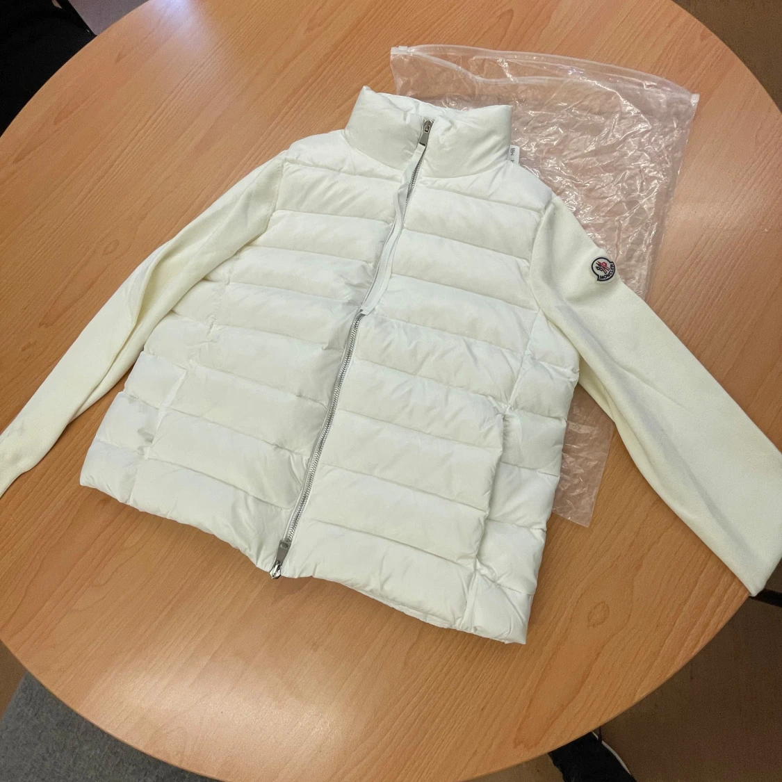 Kort midjad vit moncler jacka - 91