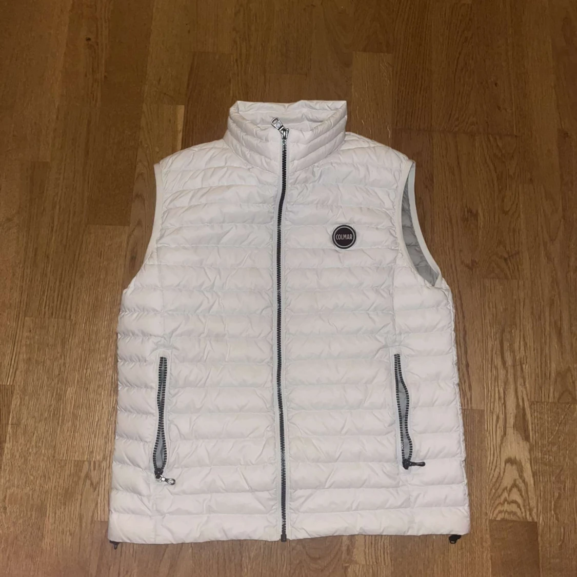 Vit dunväst från Colmar