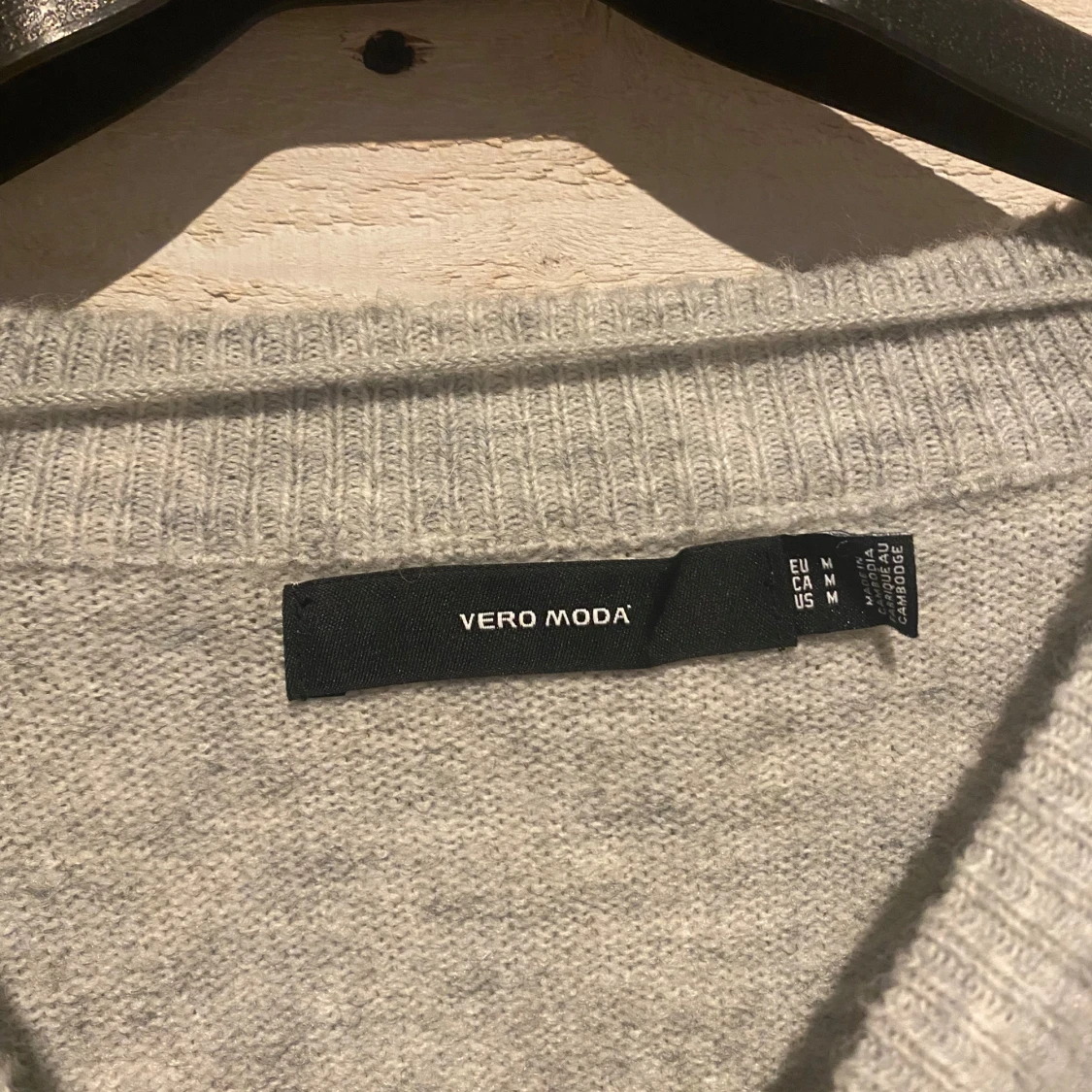 Grå stickad tröja från Vero Moda - 91