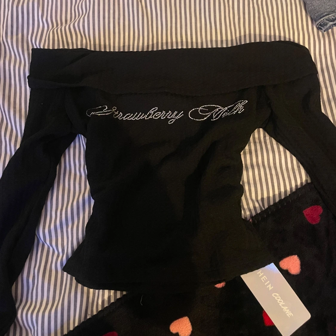 Svart offshoulder topp