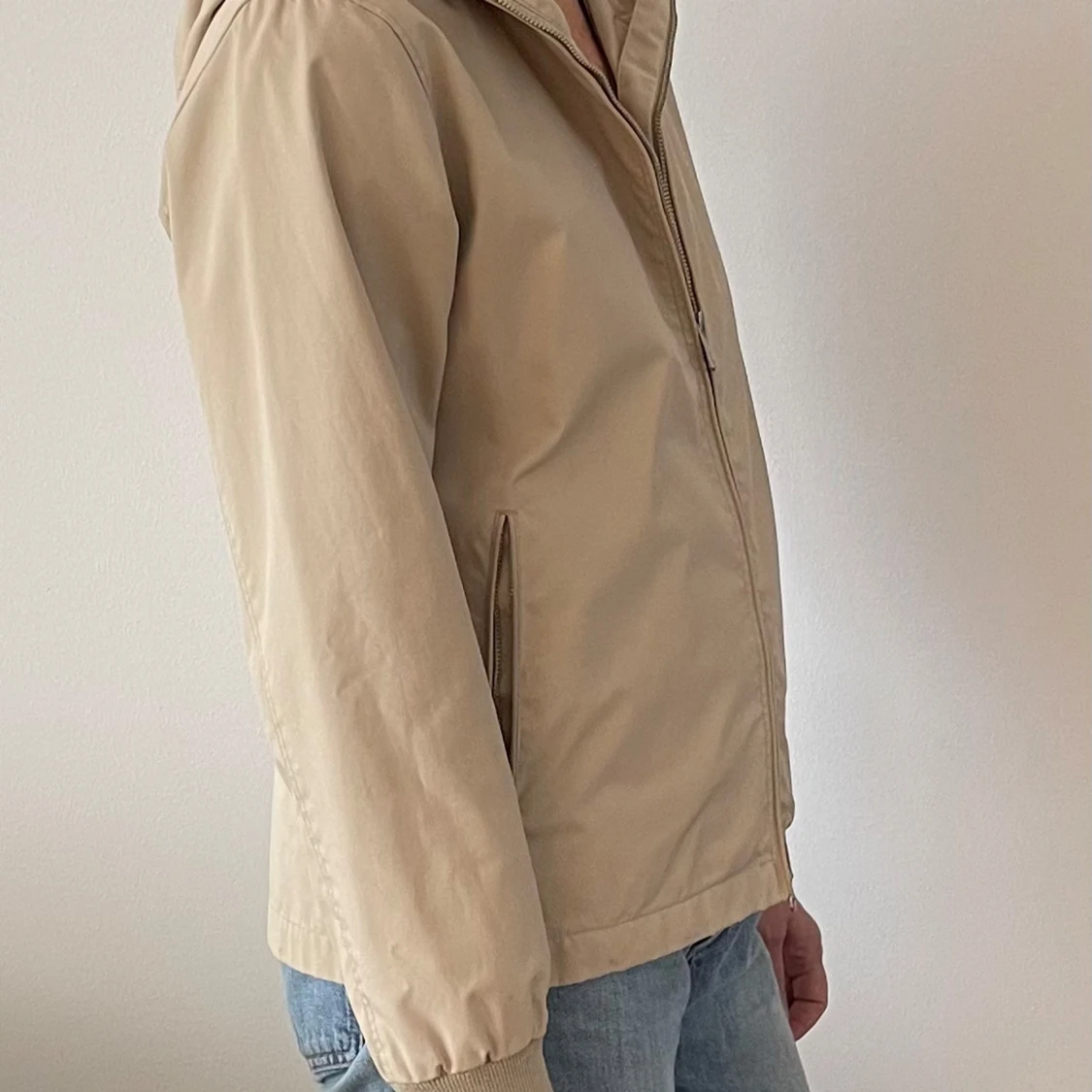 Beige vindjacka från Peak Performance - 90