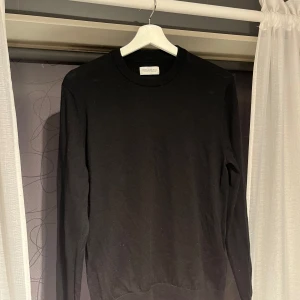 Merinoullströja - These Glory Days - Merinoullströja från These Glory Days i storlek small. Använd men i bra skick. 100% merinoull. Bara att höra av sig vid frågor!