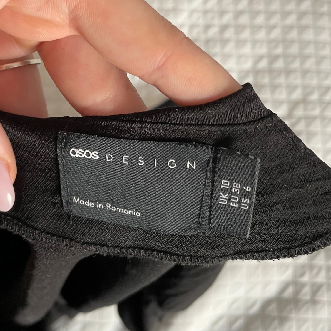 Svart blus från ASOS DESIGN - 92