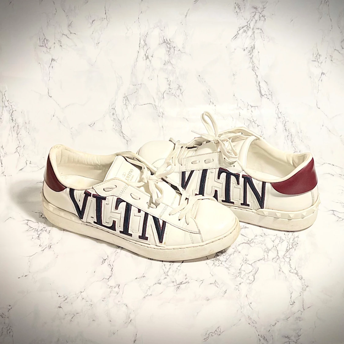 VALENTINO GARAVANI -OPEN - 92