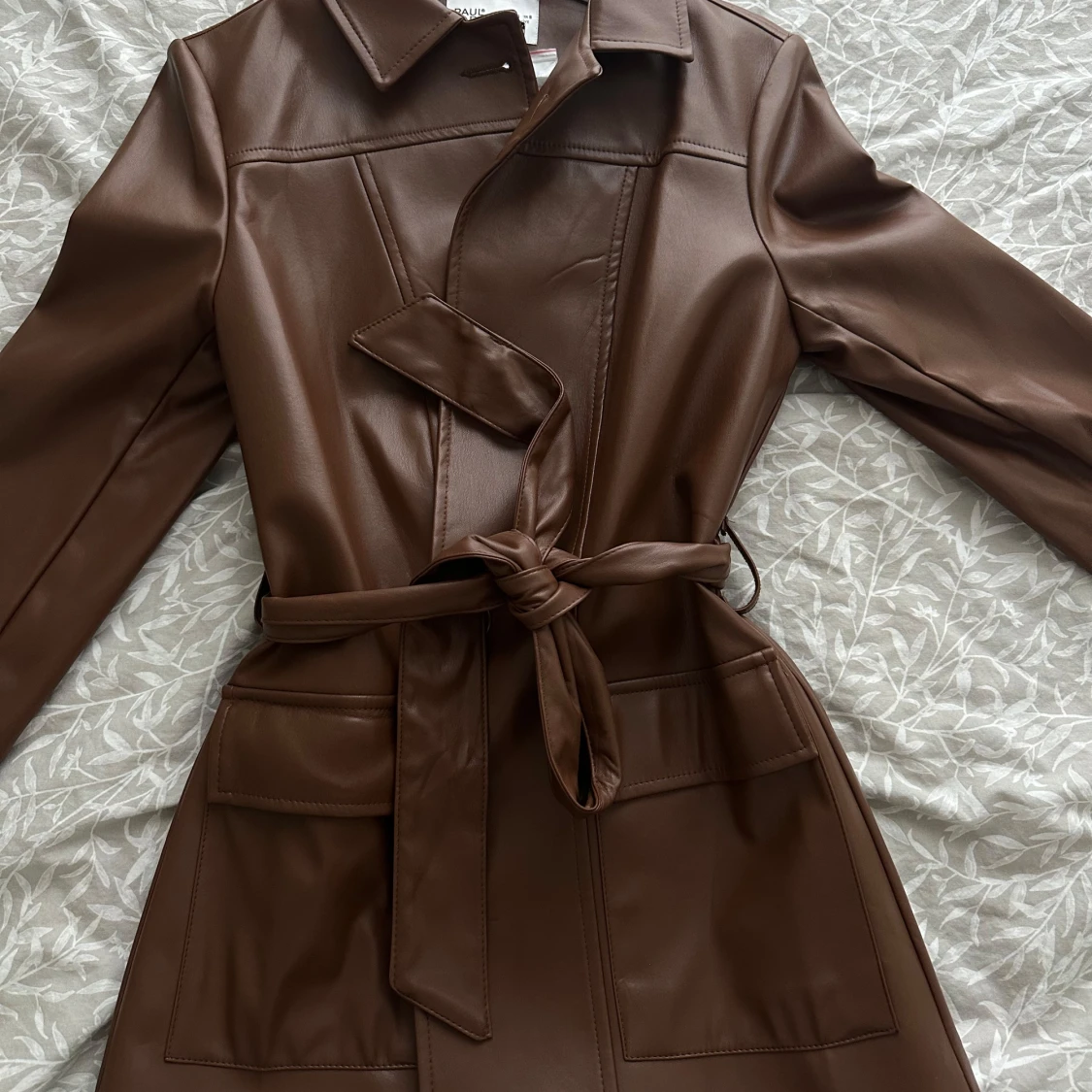 Brun skinnjacka/kappa från Paul Mark - 90