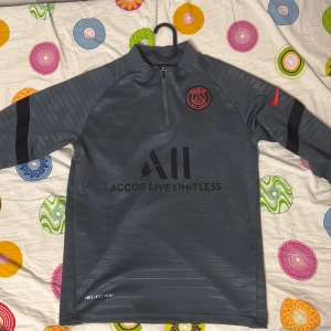 Psg tracksuit bara toppen - Oanvänd