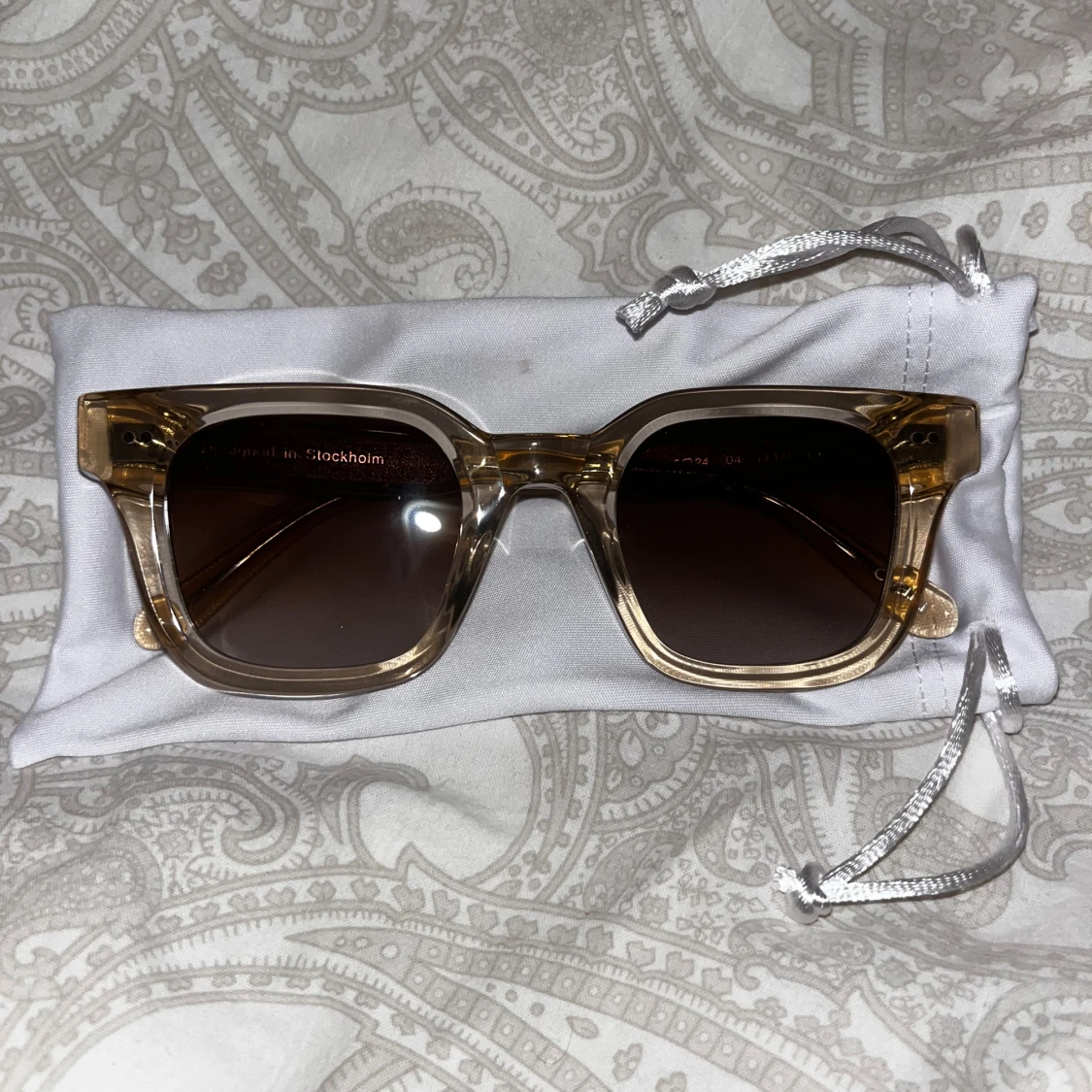 Beige solglasögon från CHIMI - 92