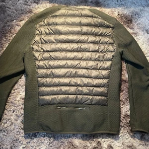 Pjs cardigan  - Såld på main (ReSecond)