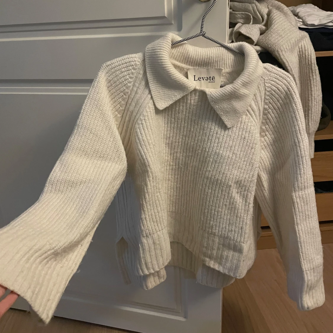 Vit stickad tröja Levete Room - 1