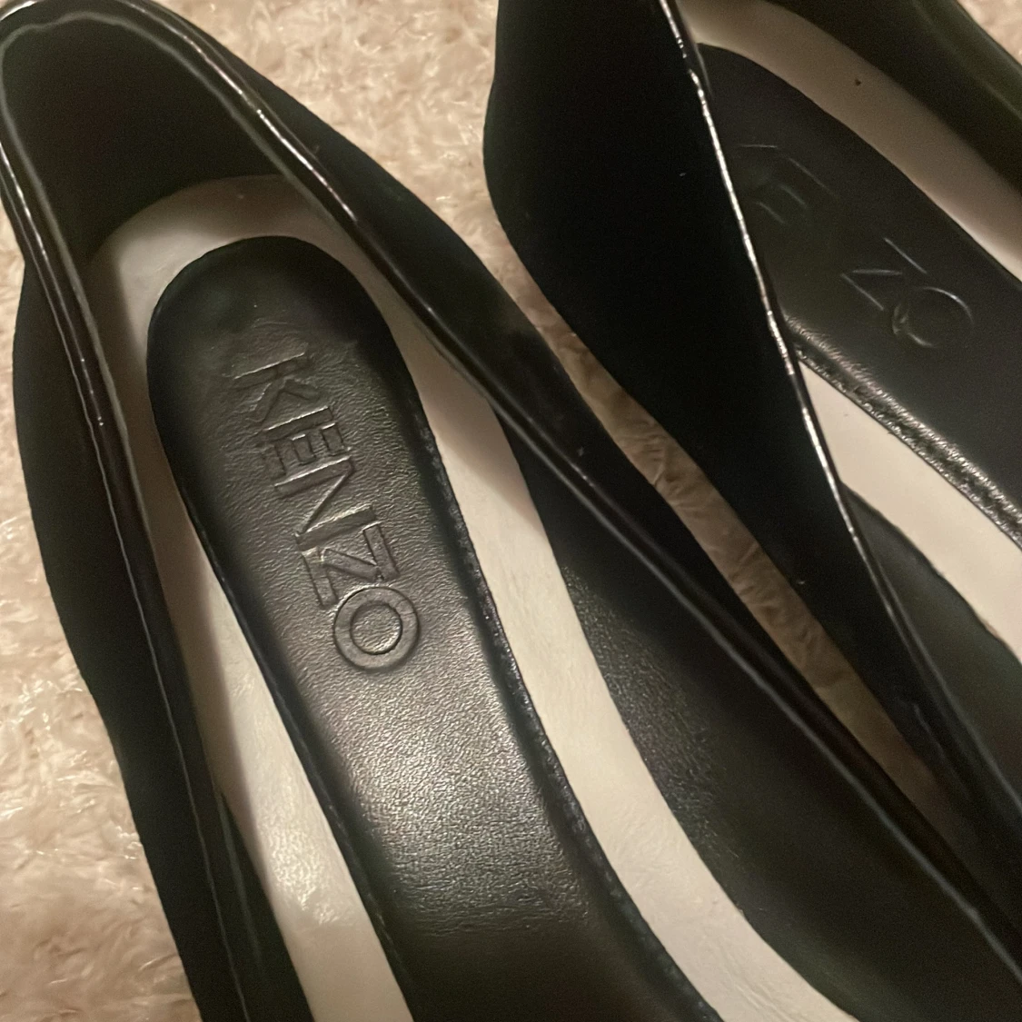 Svarta loafers från Kenzo med broderad tiger - 1