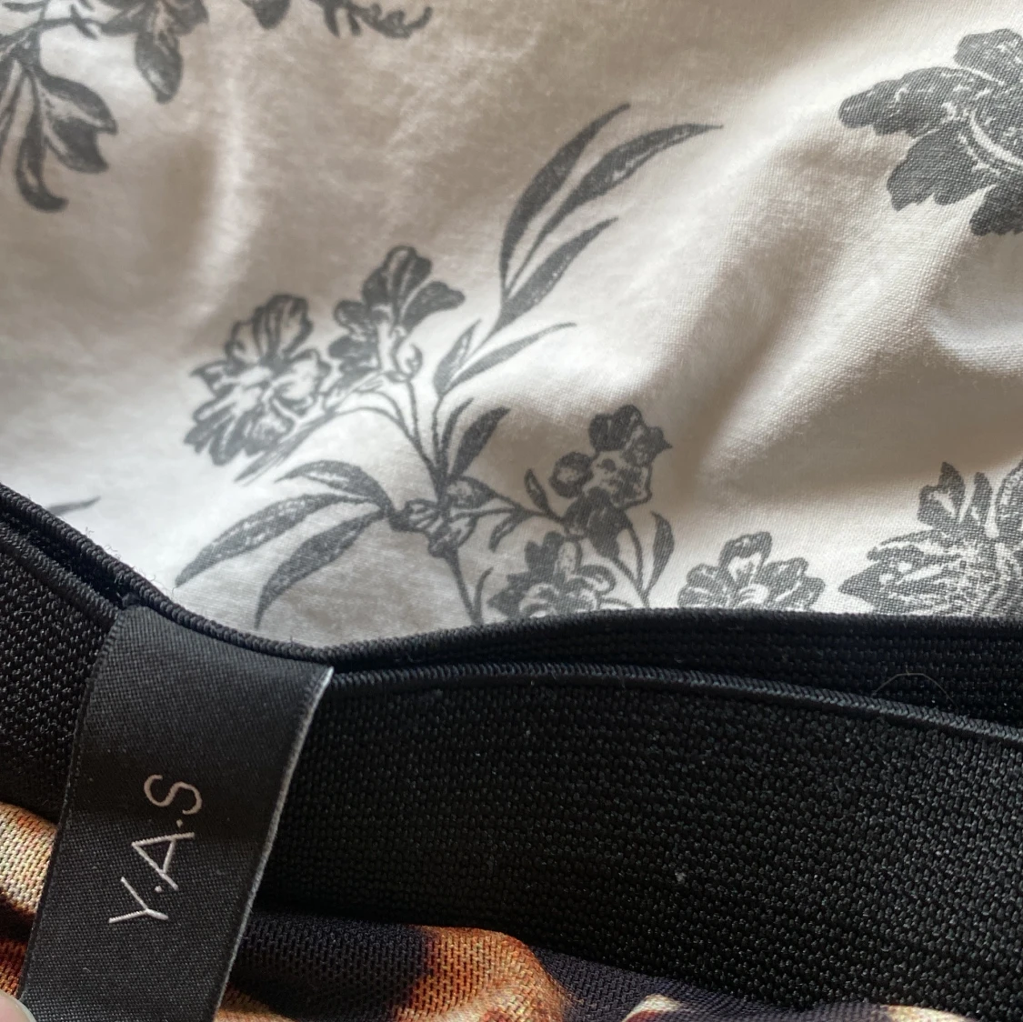 Leopardmönstrad kjol från Y.A.S - 1