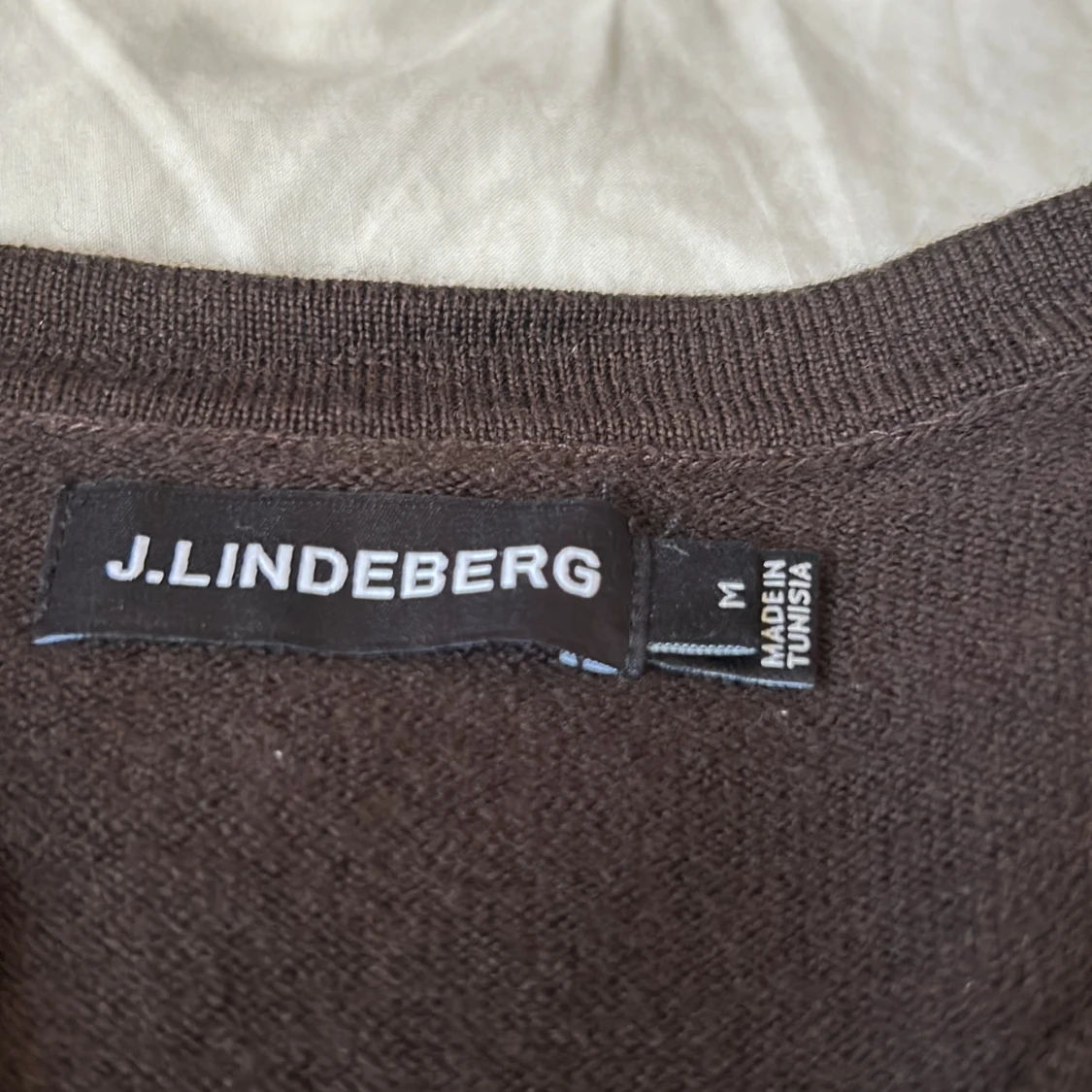 Brun tröja från J.Lindeberg - 1