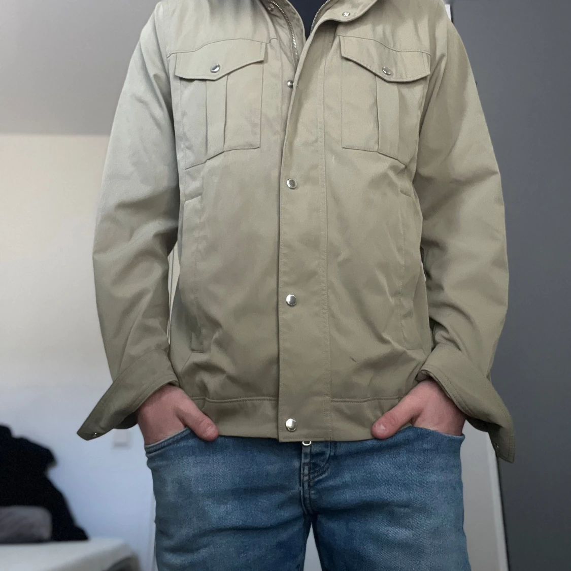 Olivgrön jacka J lindeberg  - 1