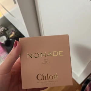 Nomade chloé parfym - Helt oanvänd endast testad. Köpt för  850 