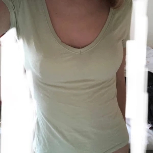 Gulig veringad tröja - Xs