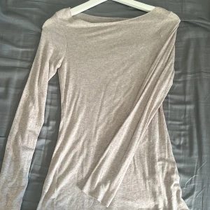 Intimissimi tröja - Intimissimi tröja som jag aldrig använt!!🩷 rosa/beige!!! Storlek S men passar Xs minst lika bra!