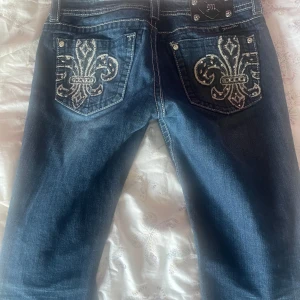 Miss me jeans - super snygga miss me jeans som jag inte använt så mycket då dem är för stora strl W30, 41 i midjemått och 87 i innerbensläng. kan mötas upp i stockholm eller frakta  
