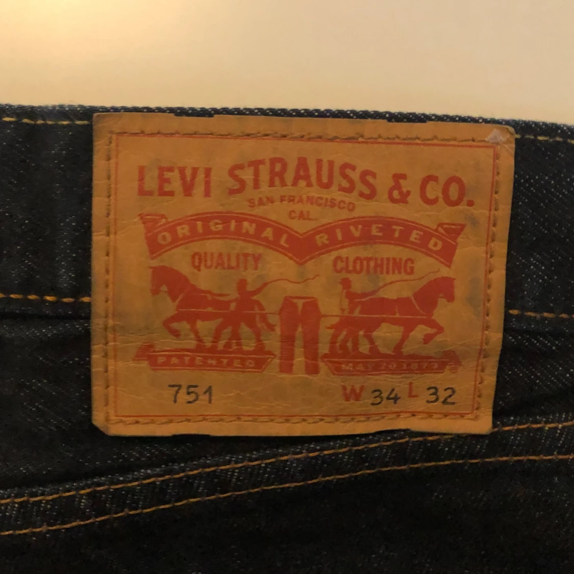 Levi’s Jeans - 90