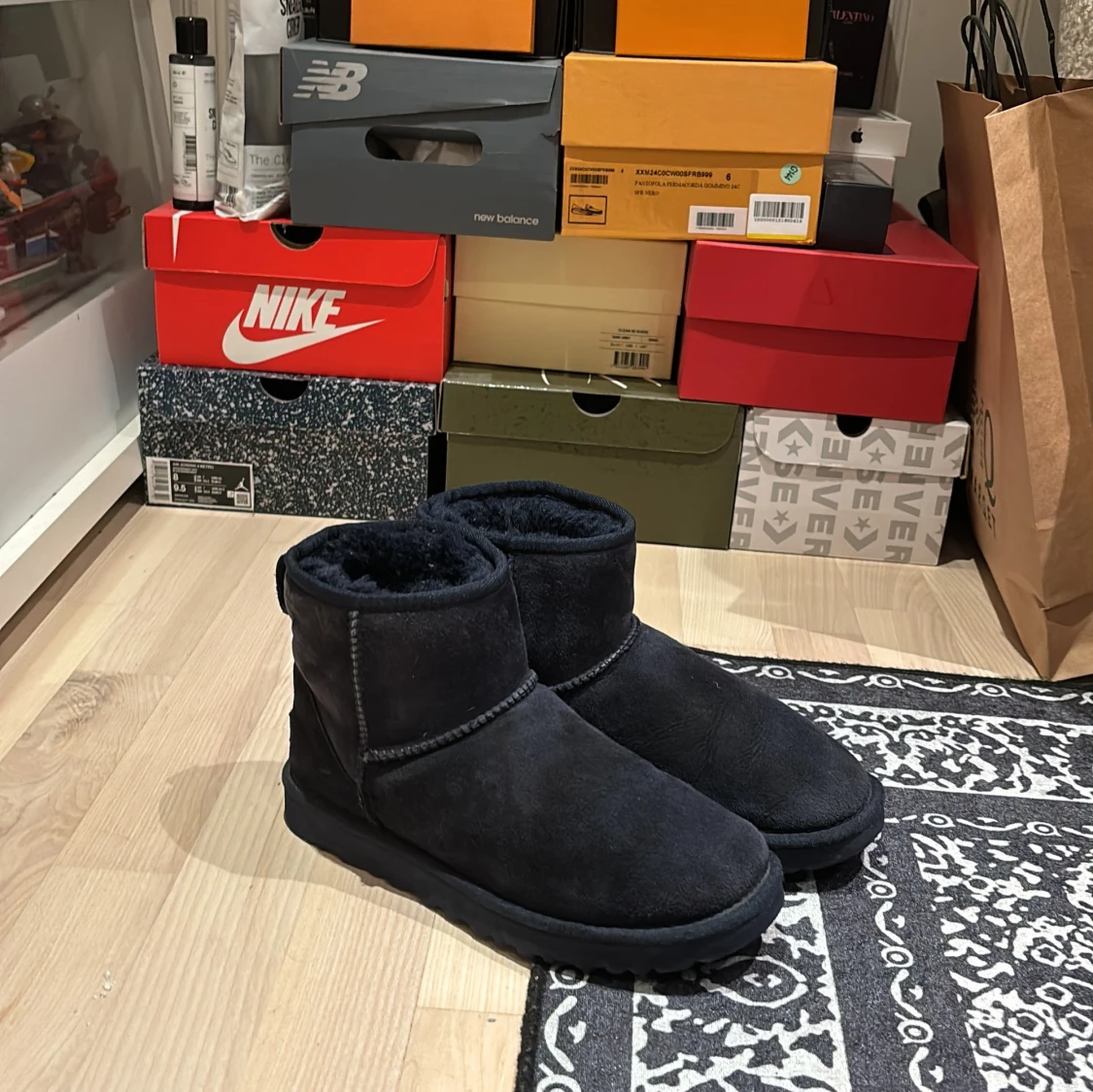 Mörkblåa Uggs  - 90