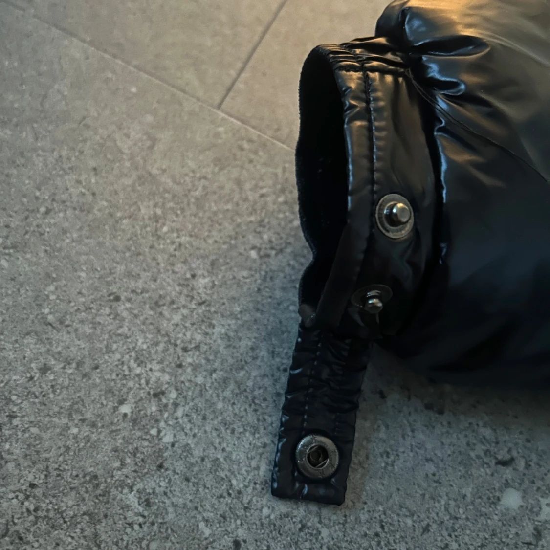 Puffjacka (svart) - 93