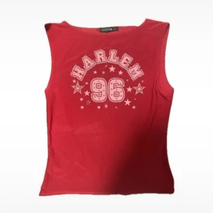 Vintage Burgundy/Röd Och Rosa Glitter Blus - dm vid intresse!😊 storlek S/M (taggen säger L, men jag skulle säga att den passar mer S/M). Det finns en matchande svart och vit topp på rea också