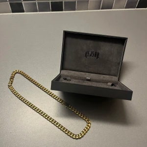 Guldhalsband från Kejsar  - Snyggt guldhalsband från kejsar 8mm bredd och 60cm lång, pris går diskuteras vid snabb affär 