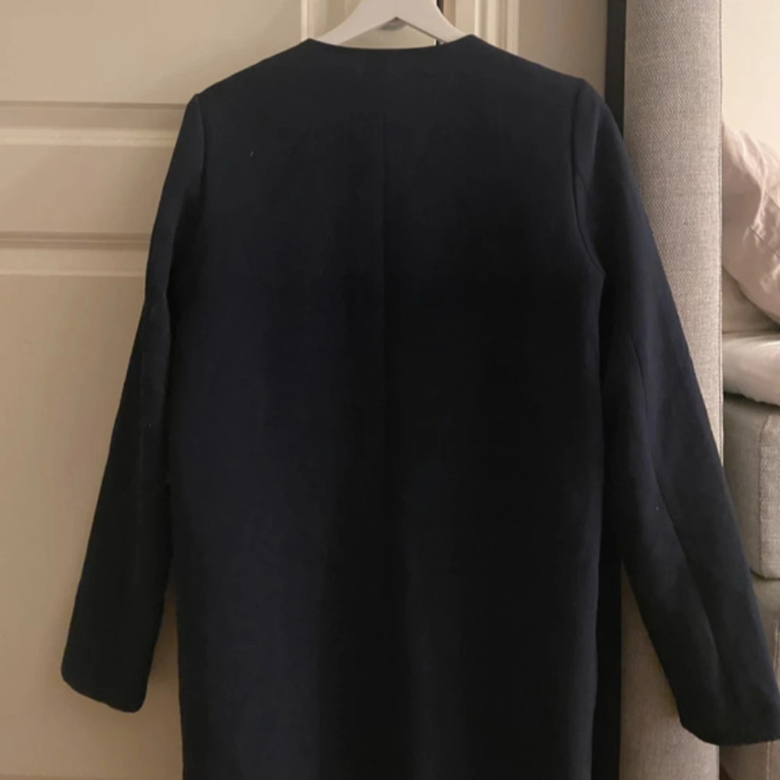 Mörkblå kappa från Vila - 90