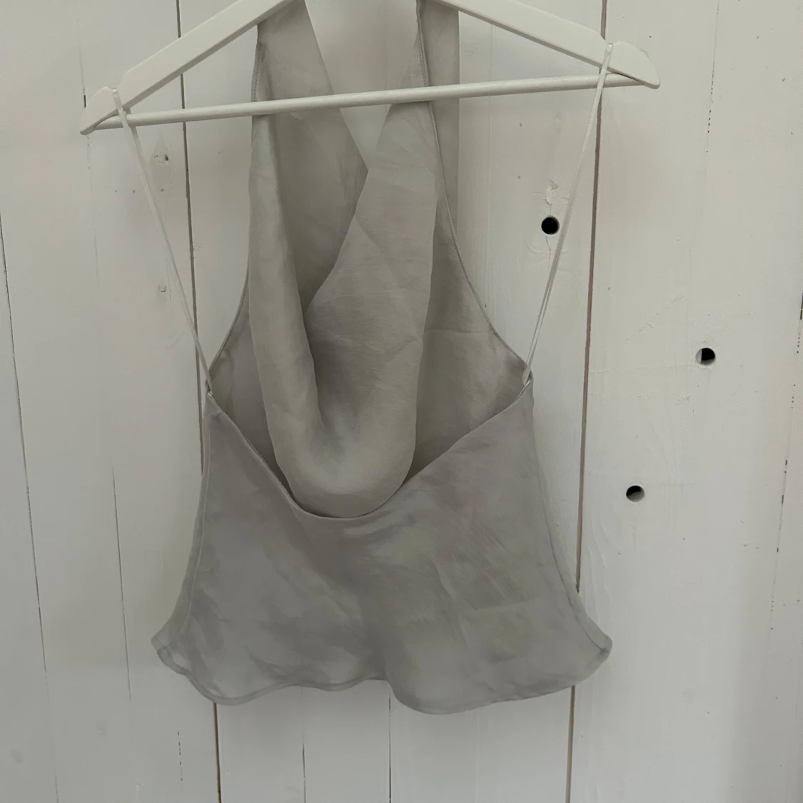 Grå ärmlös topp från Zara - 91