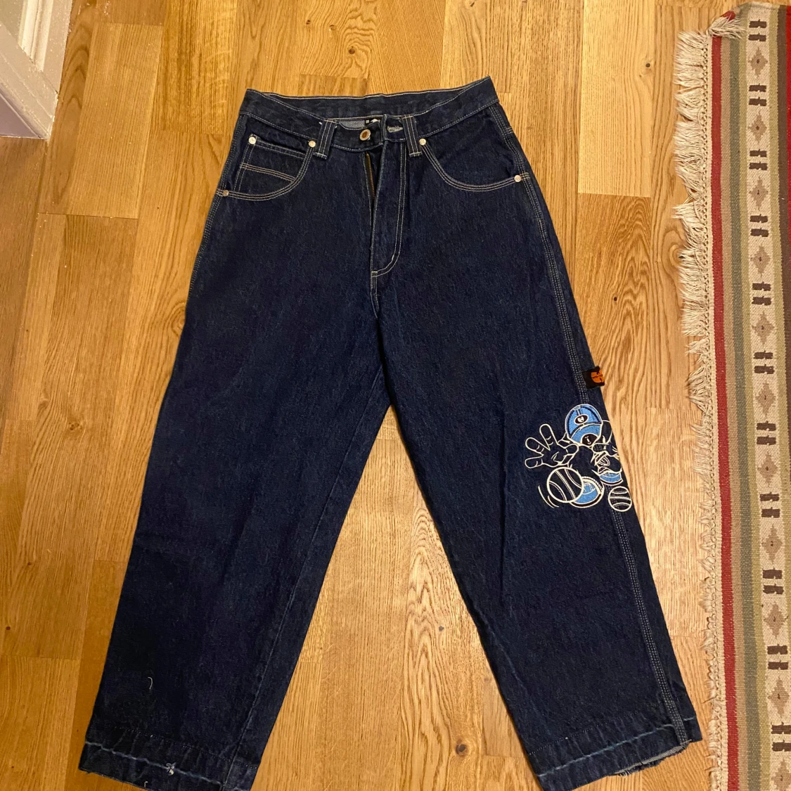 Mörkblå Wu-Wear jeans (wu tang clan) - 1