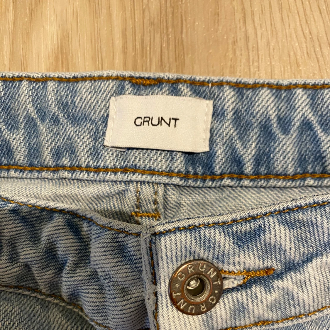 Ljusblå jeans från Grunt - 3