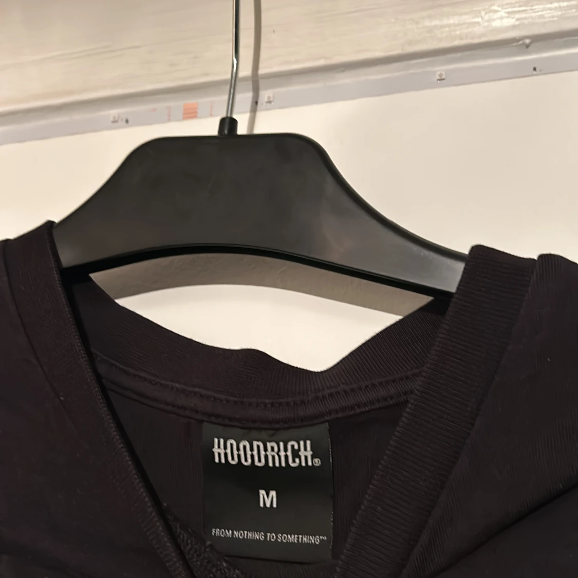 Svart t-shirt från Hoodrich - 1