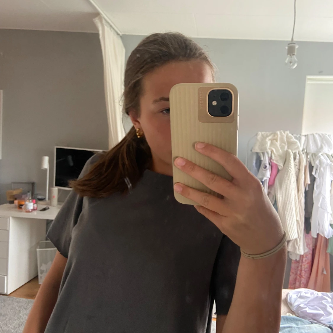 Tunn kortarmad tröja - 90