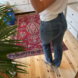 Jeans - Snygga jeans mid waist