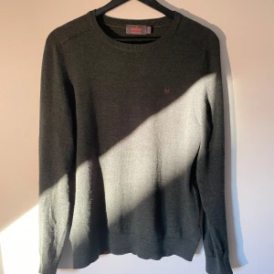 Morris Merinotröja - Morris merinoull tröja⭐️| Skick: Mycket fint | Storlek: M, passar oxå S | Pris: 499kr | Hör av dig vid frågor eller för fler bilder!