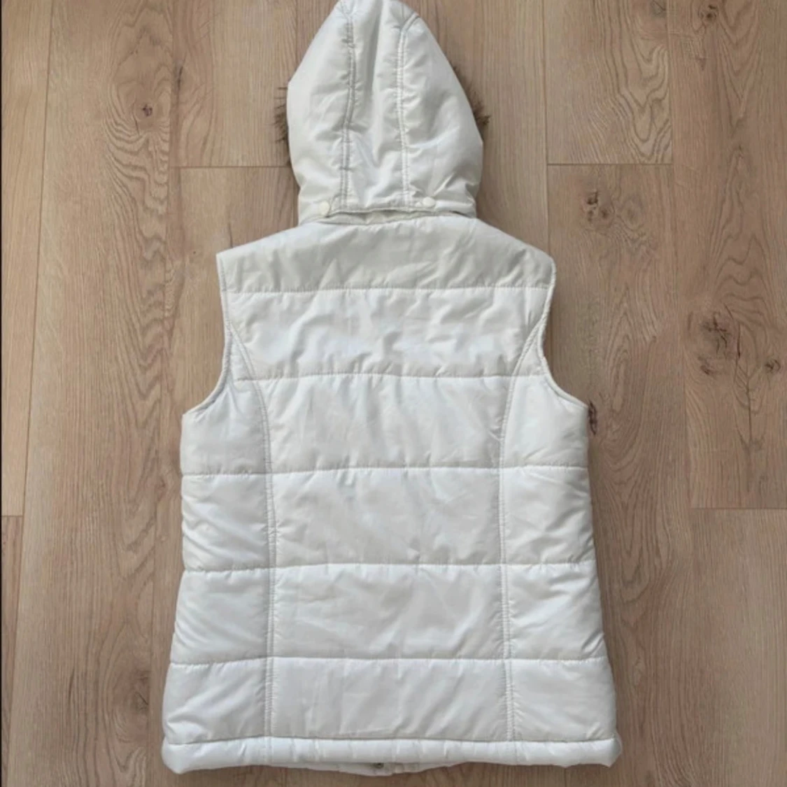 Avant garde fur vest  - 3