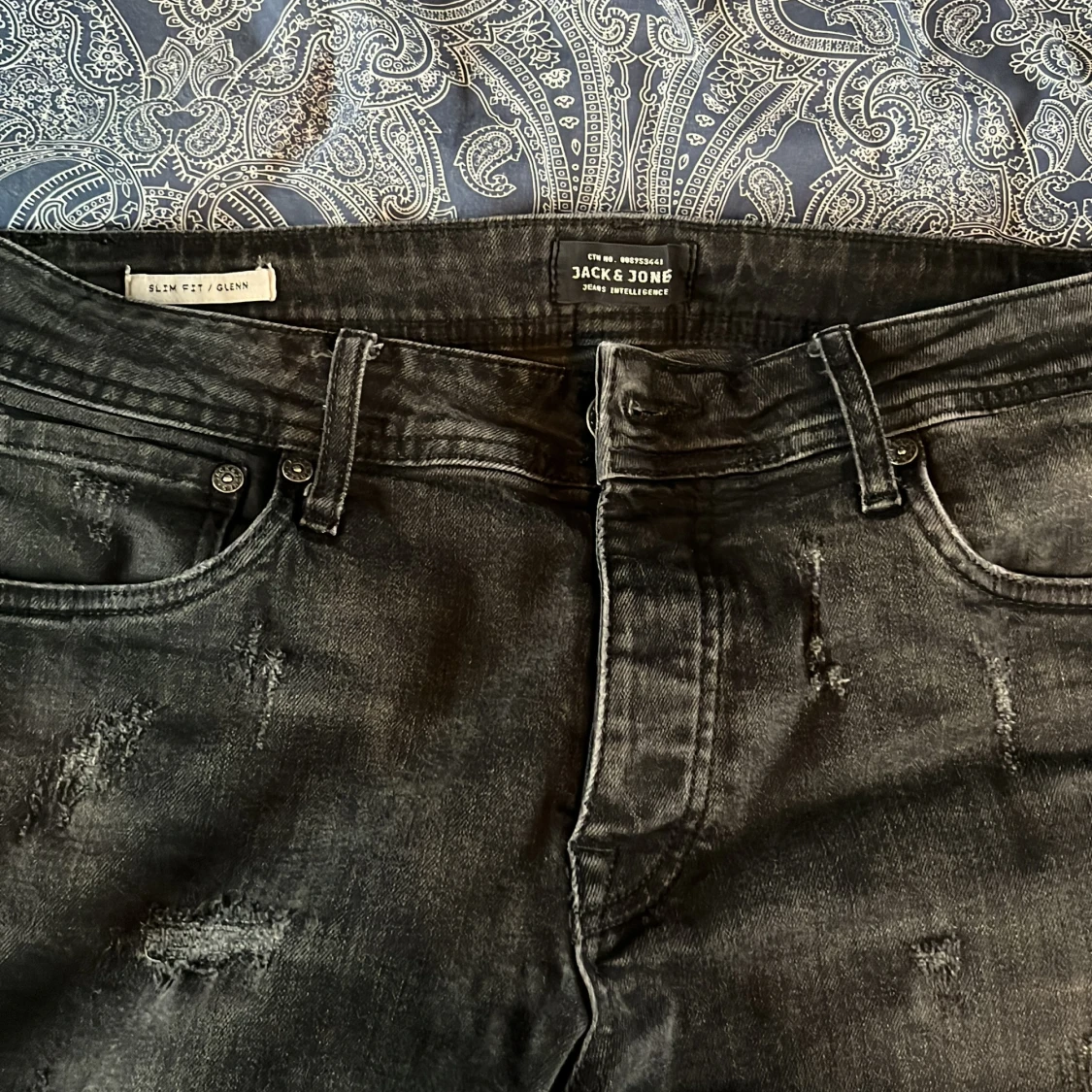 Svarta jeans från Jack & Jones - 4