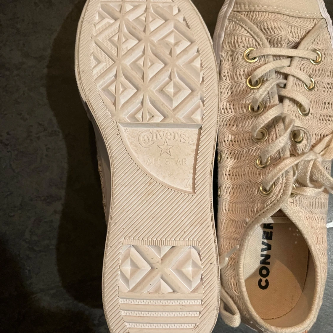 Beige sneakers från Converse - 2