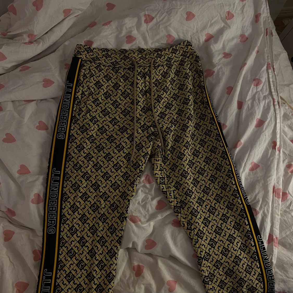 Mönstrade byxor från J.Lindeberg - 1