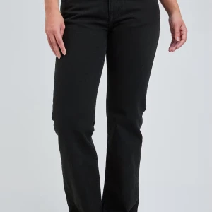 Svarta Low Straight Jeans  - Säljer dessa snygga svarta low straight jeans från BikBok då dom tyvärr är för små för mig. Priset kan diskuteras. Nypris 699kr.