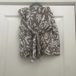 En fin somrig kjol! - En härlig kort kjol.