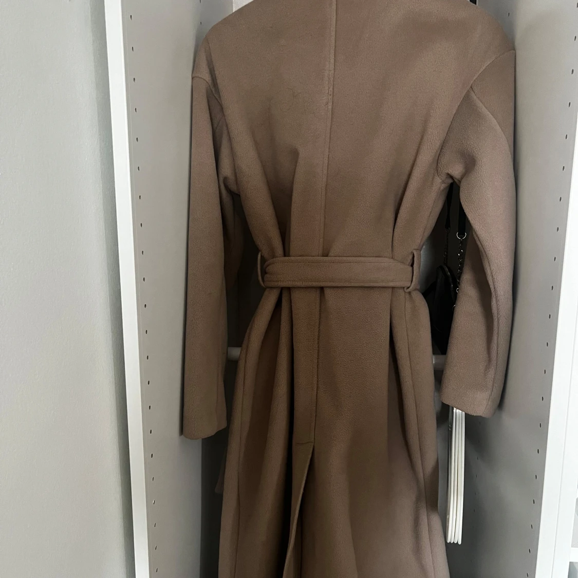 Beige kappa från Amisu - 1