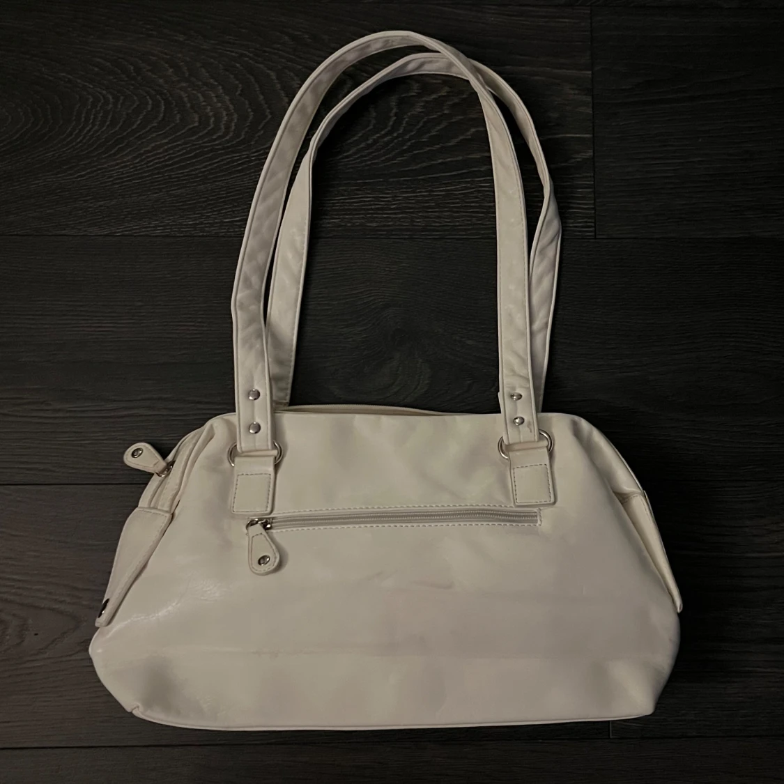 Vit handväska/axelrämsväska  - 90