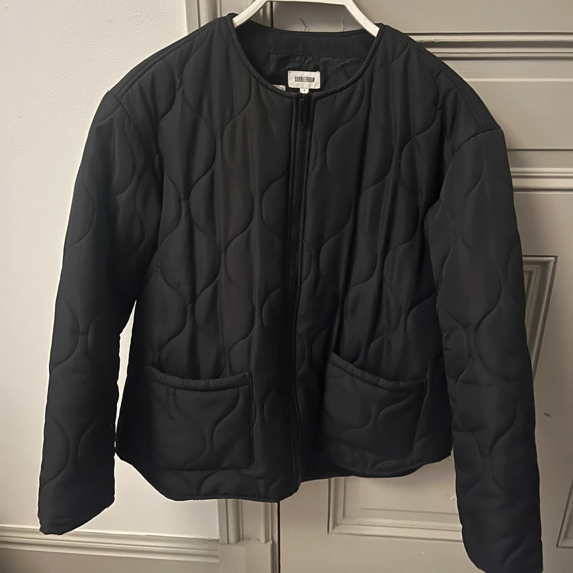 Svart allvädersjacka  - 91