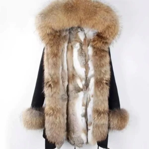 Vinterjacka, Parka, med äkta räv- och kaninpäls - Säljer en elegant parka med äkta räv- och kaninpäls, storlek L (passar snarare som en M då den är något liten i storleken).  Jackan har dubbel dragkedja, och ett av knäppen har lossnat, men kan enkelt lagas. Vattentålig jacka. Insidan är fodrad med 