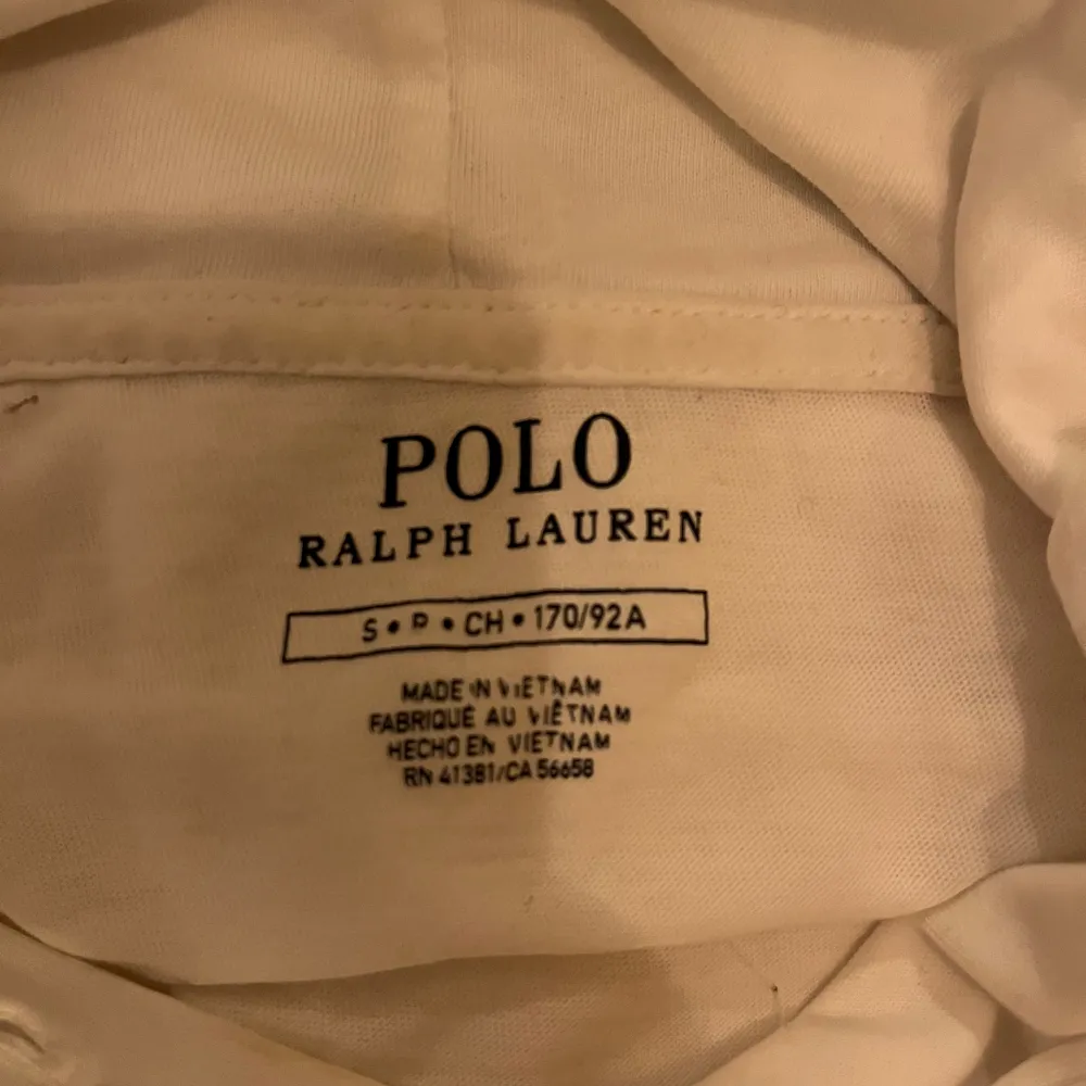 Ralph lauren hoodie tunn som en t shirt . Tröjor & Koftor.