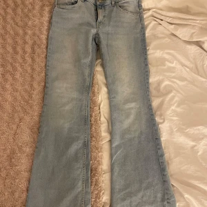 Lågmidjade jeans - Lågmidjade jeans från lager 157. Inga defekter😊 ordinarie pris 400kr