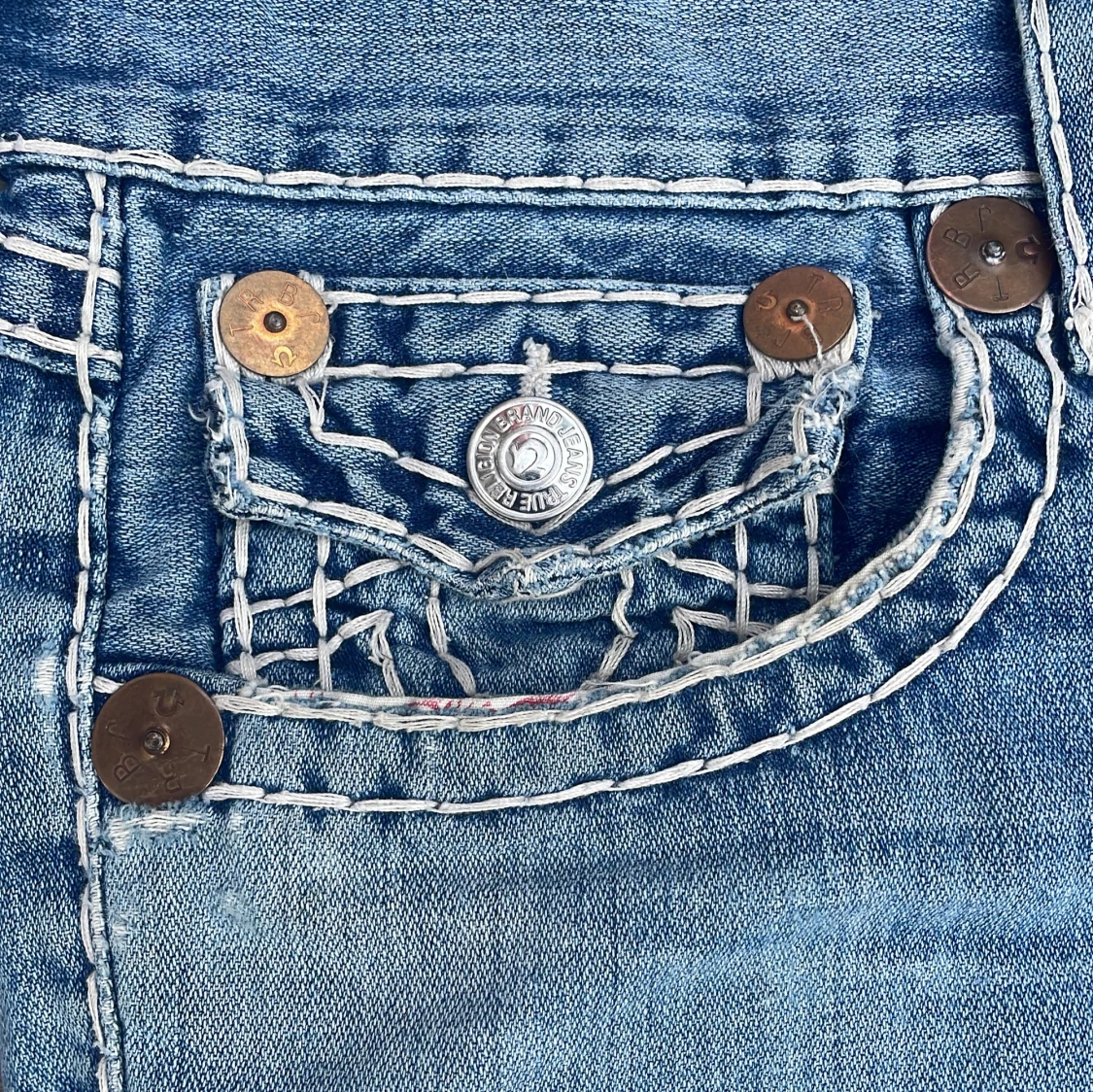 TRUEYS fett stitching  - 93